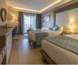 Ramada Hotel & Suites Kusadasi, 5*