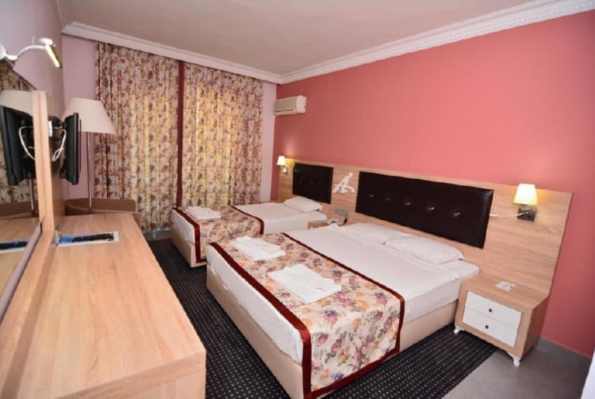 Ananas Hotel, 4* Ananas Hotel, 4*
