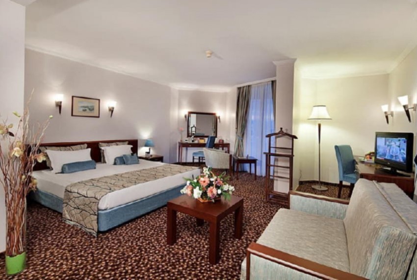 Best Western Plus Khan, 3* Best Western Plus Khan, 3*