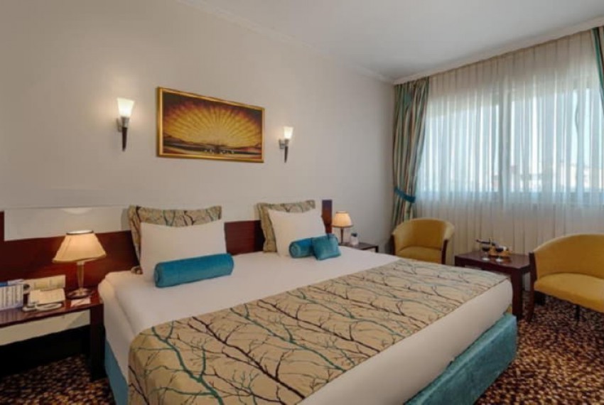 Best Western Plus Khan, 3* Best Western Plus Khan, 3*