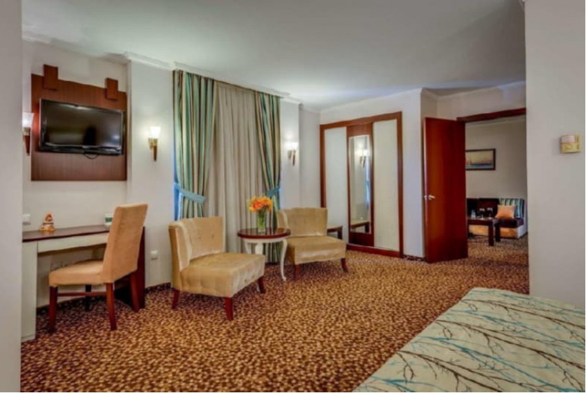 Best Western Plus Khan, 3* Best Western Plus Khan, 3*