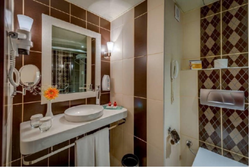 Best Western Plus Khan, 3* Best Western Plus Khan, 3*