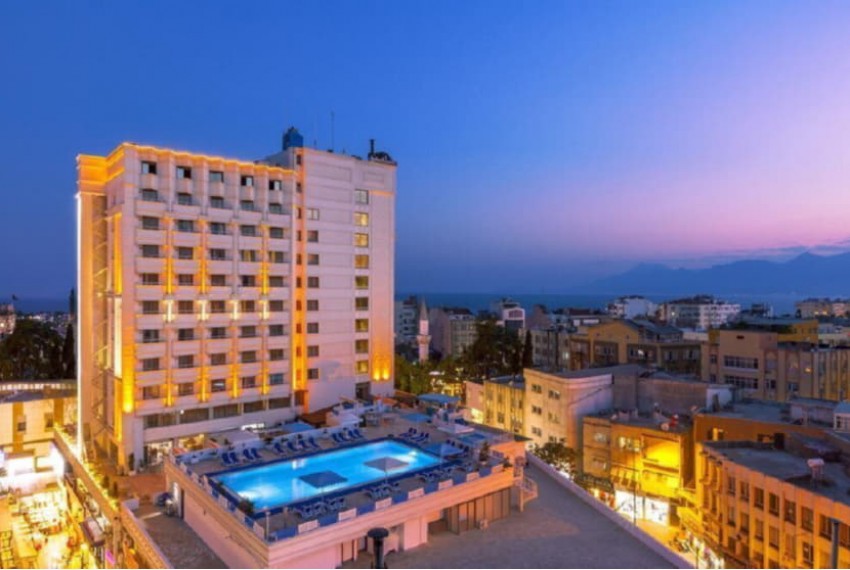 Best Western Plus Khan, 3* Best Western Plus Khan, 3*