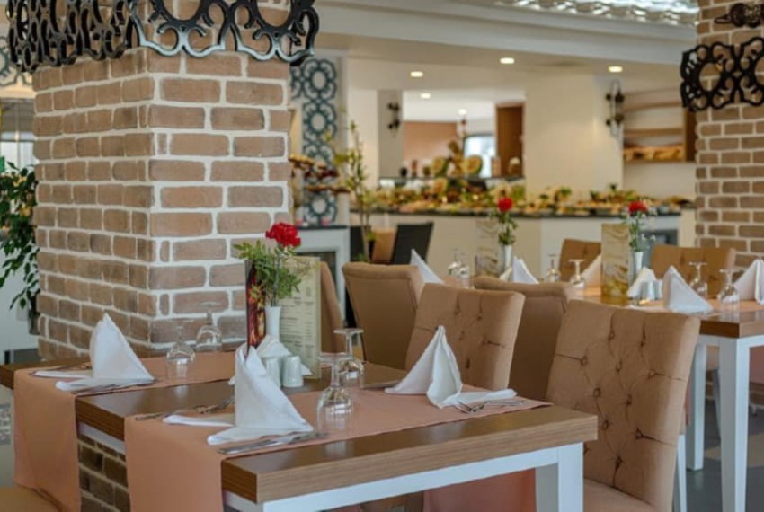 Best Western Plus Khan, 3* Best Western Plus Khan, 3*