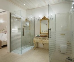Elegance East Hotel, 4*