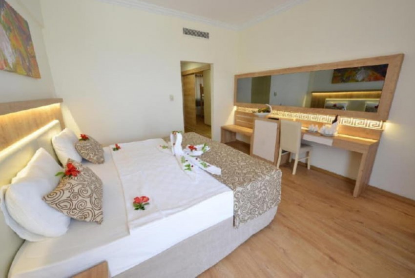 Cesars Resort Side, 5* Cesars Resort Side, 5*
