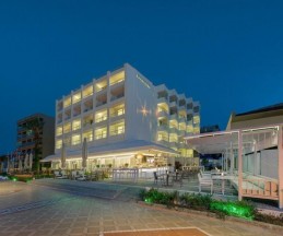 Sunprime Beachfront, 4*