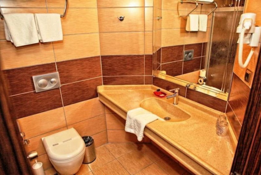 Caretta Beach, 4* Caretta Beach, 4*
