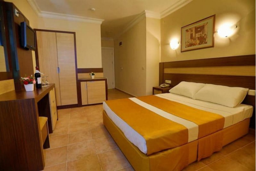 Enki Hotel, 3* Enki Hotel, 3*
