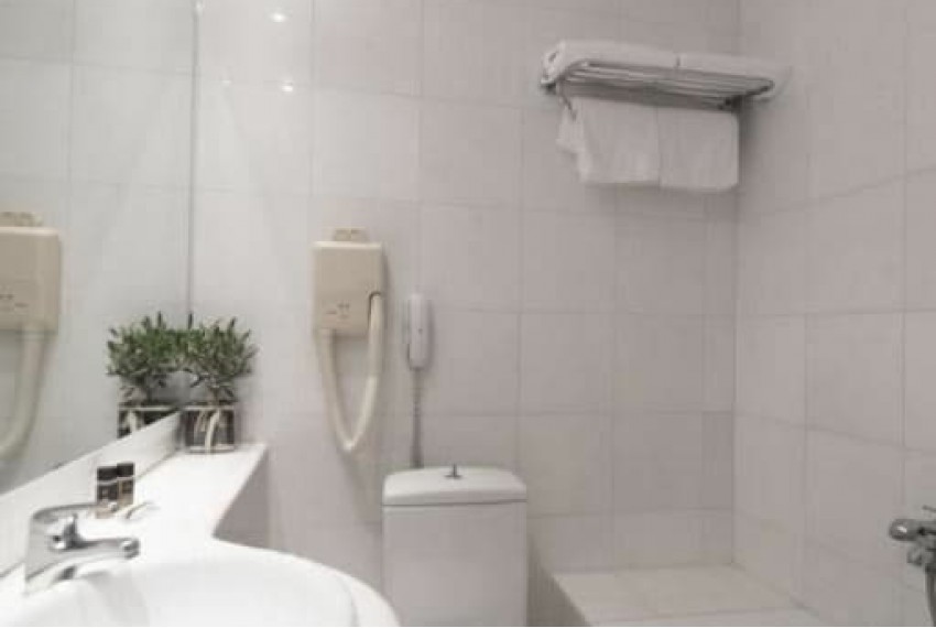 Sun Beach Hotel, 3* Sun Beach Hotel, 3*