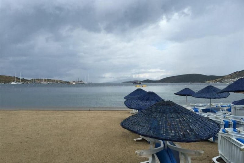 Nagi Beach Hotel, 3* Nagi Beach Hotel, 3*