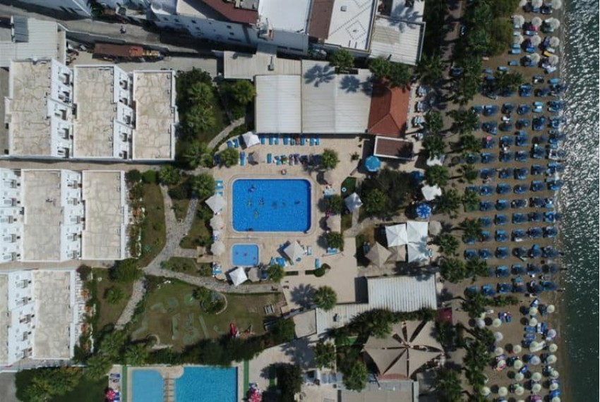 Nagi Beach Hotel, 3* Nagi Beach Hotel, 3*