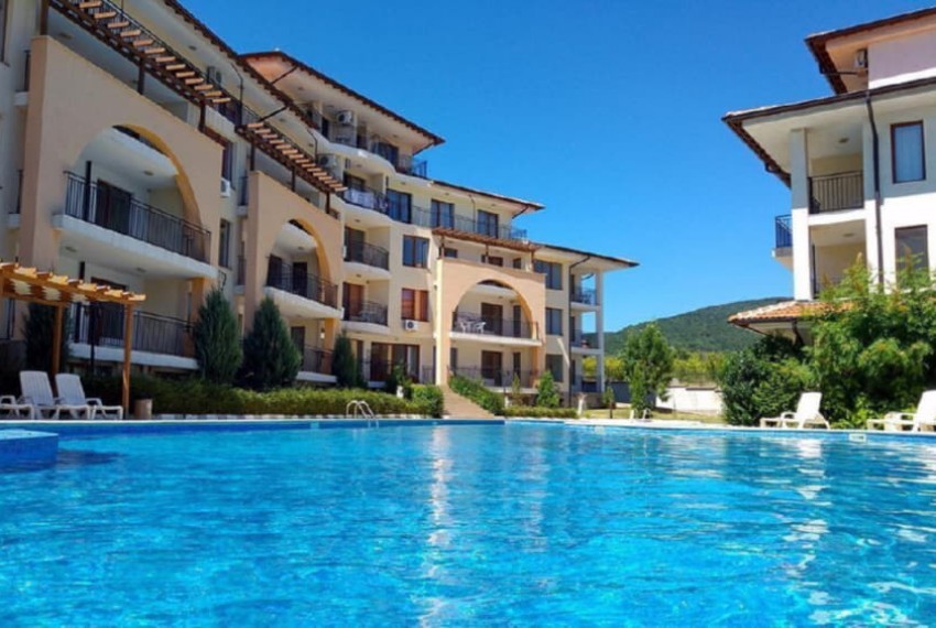 Arkite Complex Ah/Pm, 3* Arkite Complex Ah/Pm, 3*