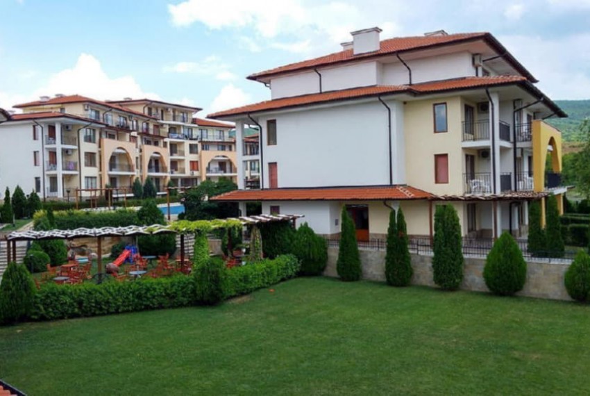 Arkite Complex Ah/Pm, 3* Arkite Complex Ah/Pm, 3*