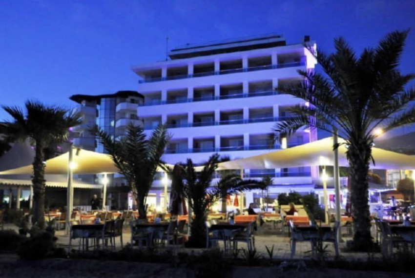 Azak Beach Hotel, 3* Azak Beach Hotel, 3*