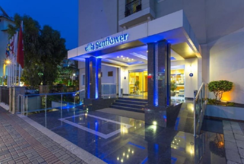 Villa Sunflower Aparts & Suites, 4* Villa Sunflower Aparts & Suites, 4*