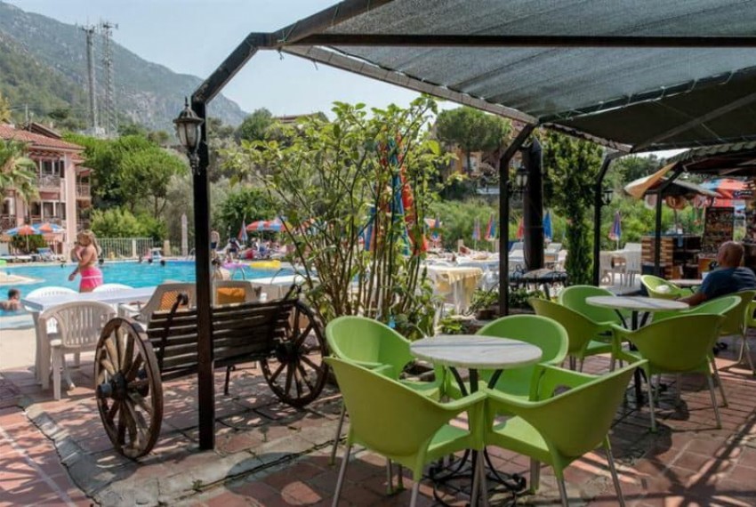 Pink Palace, 3* Pink Palace, 3*