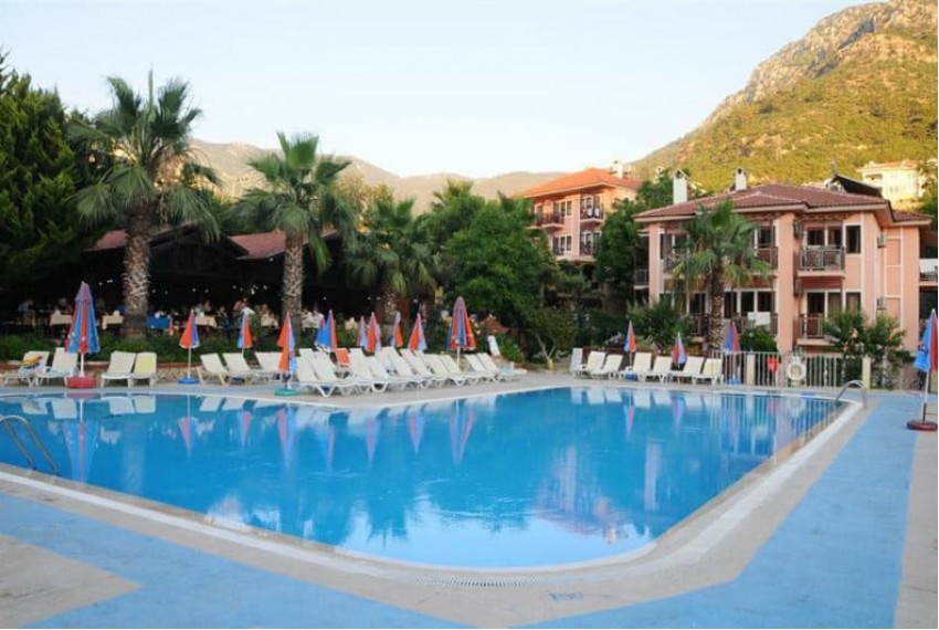 Pink Palace, 3* Pink Palace, 3*