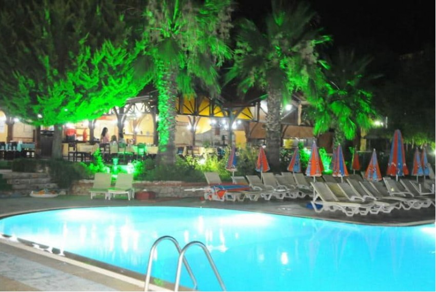 Pink Palace, 3* Pink Palace, 3*