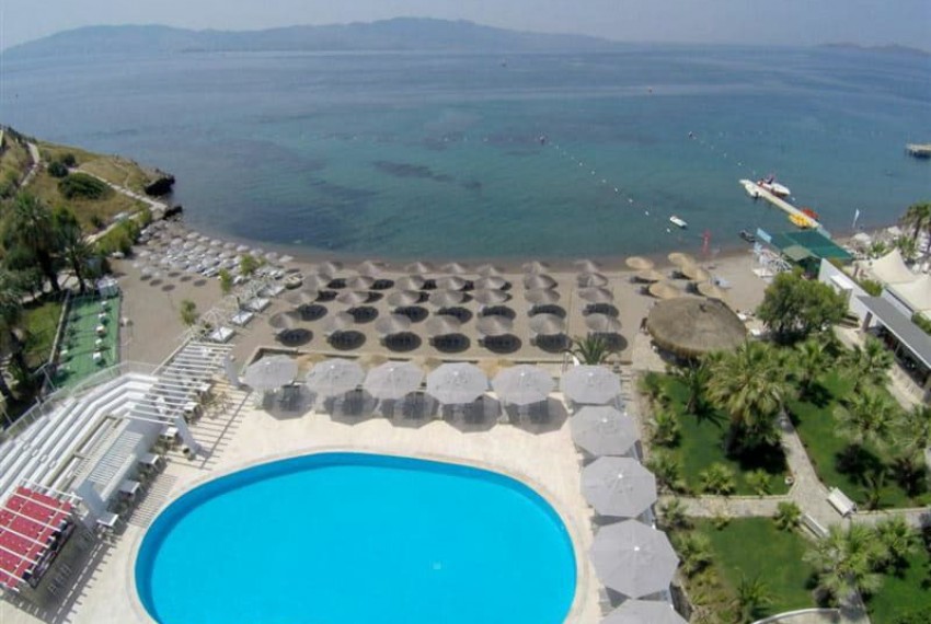 Charme Beach Hotel, 4* Charme Beach Hotel, 4*