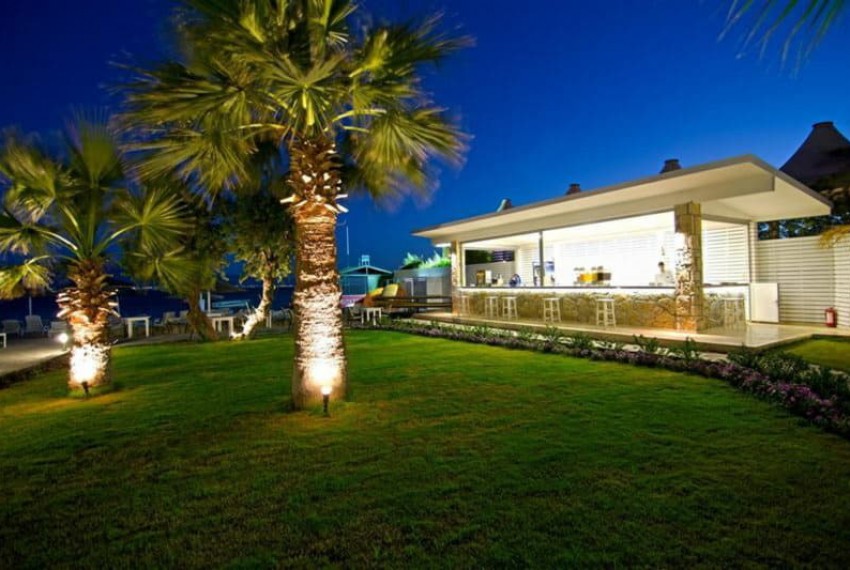 Charme Beach Hotel, 4* Charme Beach Hotel, 4*