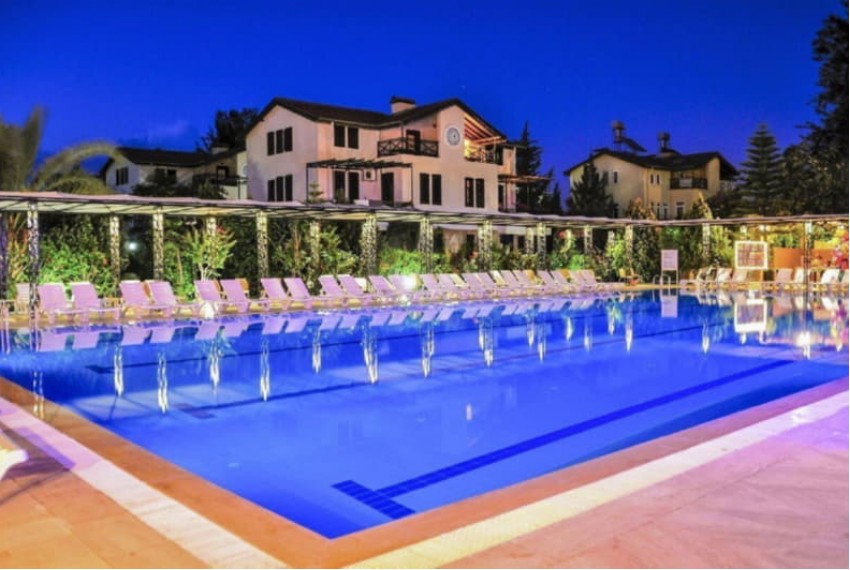 Belcon Hotel, 4* Belcon Hotel, 4*