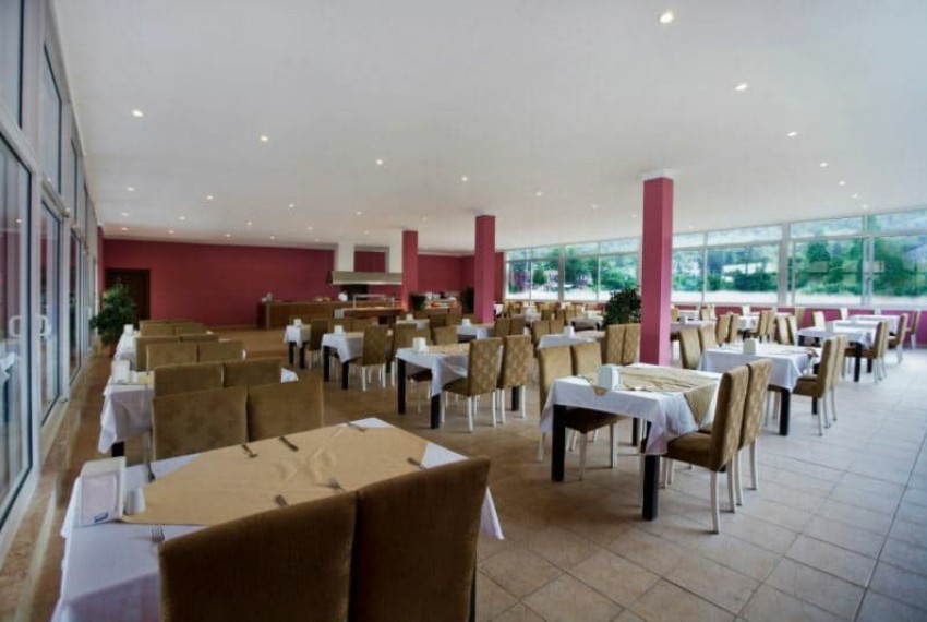 Castle Park Hotel, 3* Castle Park Hotel, 3*