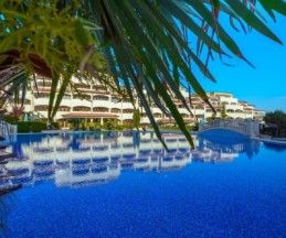 Casa Real, 4*