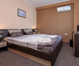 Brigantina, 3*