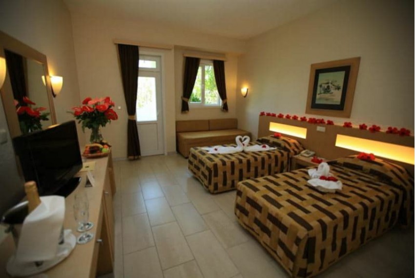 Adora Hotel, 3* Adora Hotel, 3*