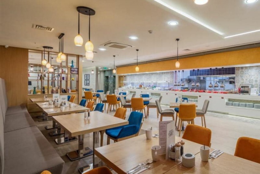 Holiday Inn Antalya, 5* Holiday Inn Antalya, 5*