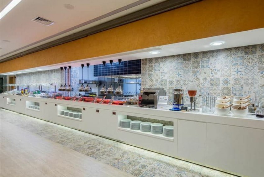 Holiday Inn Antalya, 5* Holiday Inn Antalya, 5*