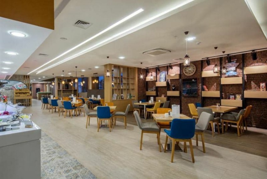 Holiday Inn Antalya, 5* Holiday Inn Antalya, 5*