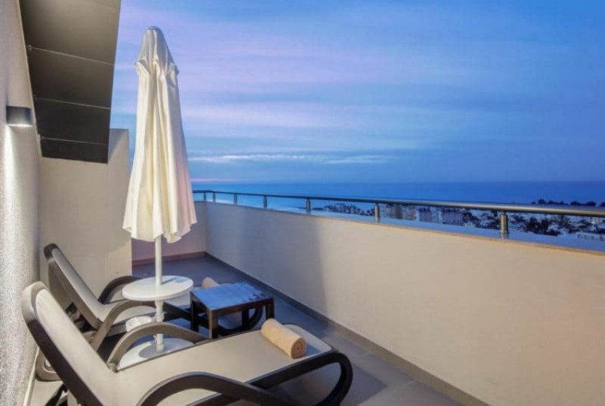 Holiday Inn Antalya, 5* Holiday Inn Antalya, 5*