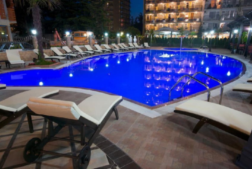 Babylon, 4* Babylon, 4*