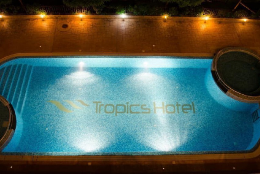 Tropics, 3* Tropics, 3*