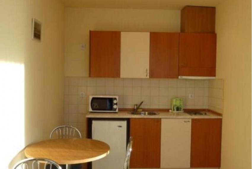 Avenue, 3* Avenue, 3*