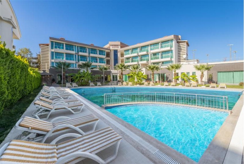 Lowe Hotel, 3* Lowe Hotel, 3*