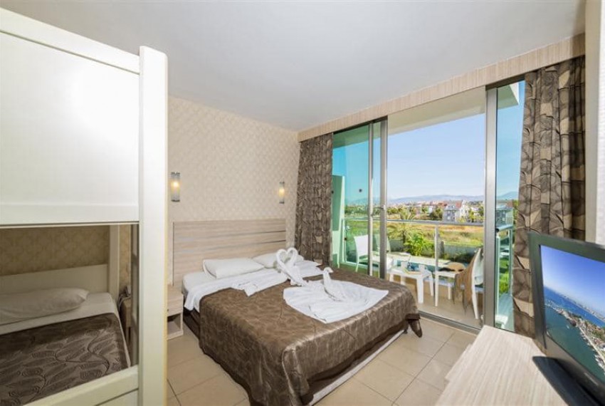 Lowe Hotel, 3* Lowe Hotel, 3*