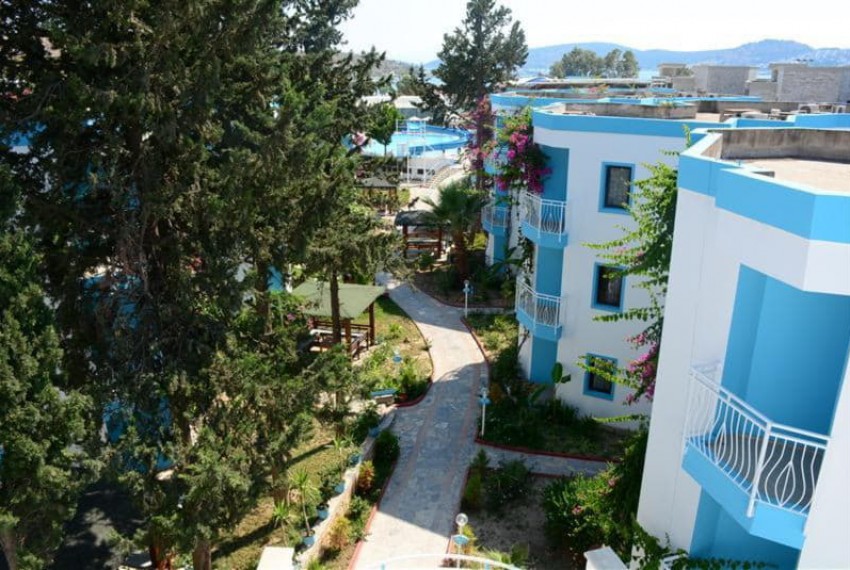 Hira Beach Hotel, 4* Hira Beach Hotel, 4*