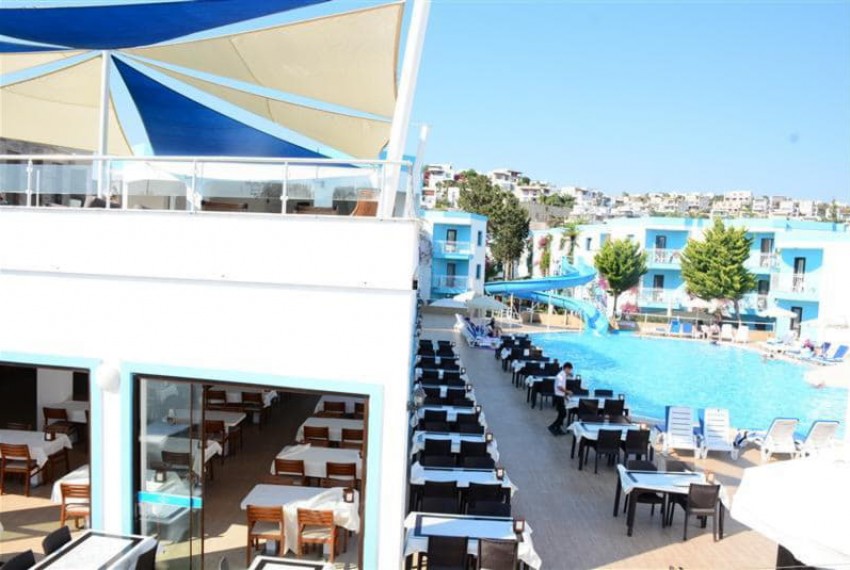 Hira Beach Hotel, 4* Hira Beach Hotel, 4*