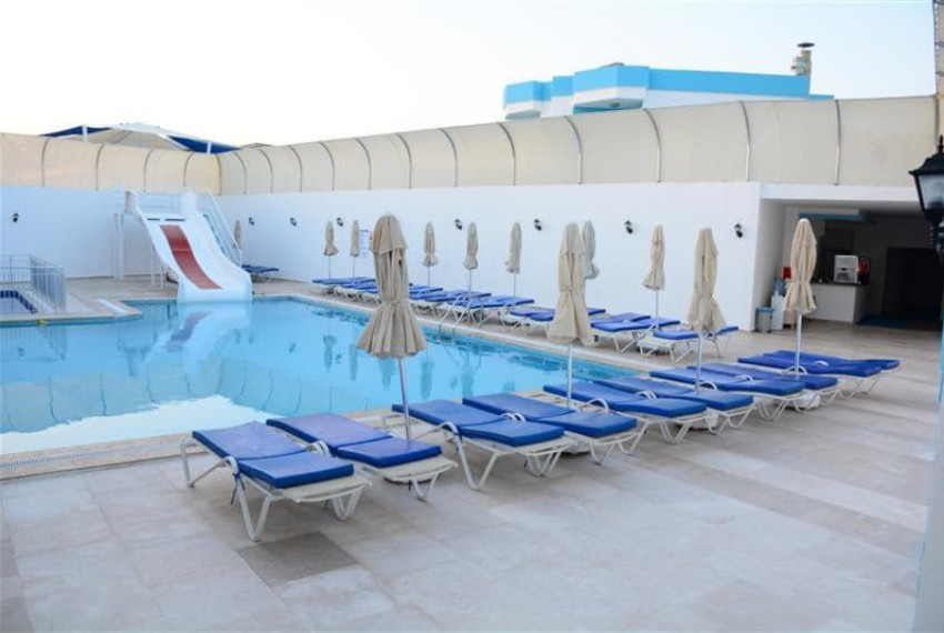 Hira Beach Hotel, 4* Hira Beach Hotel, 4*