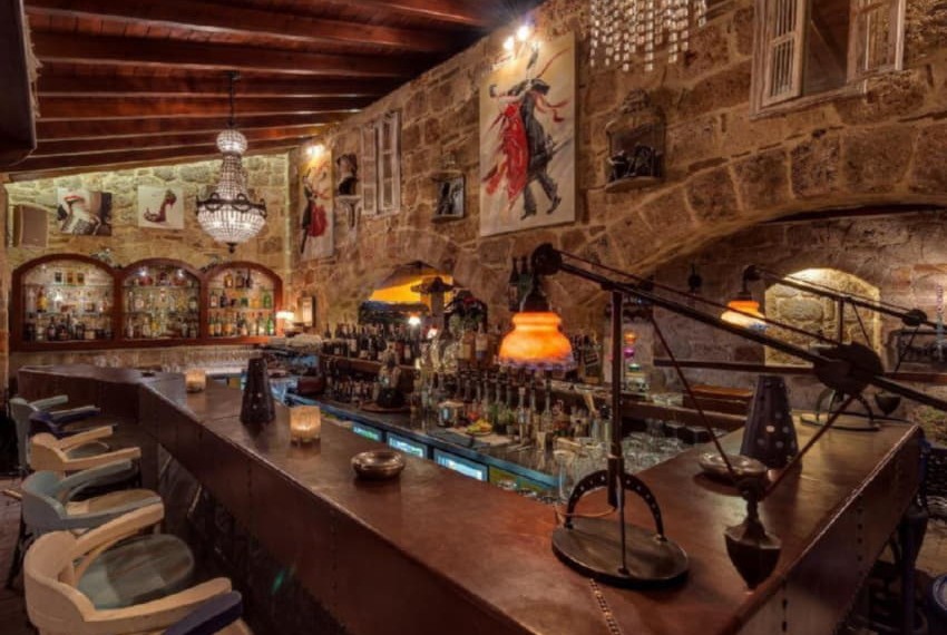 Tuvana Hotel Old Town, 1* Tuvana Hotel Old Town, 1*