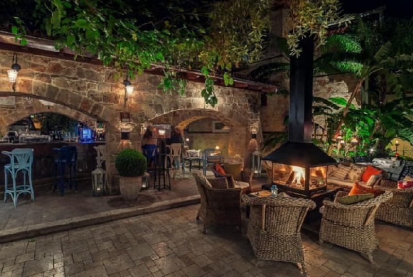Tuvana Hotel Old Town, 1* Tuvana Hotel Old Town, 1*