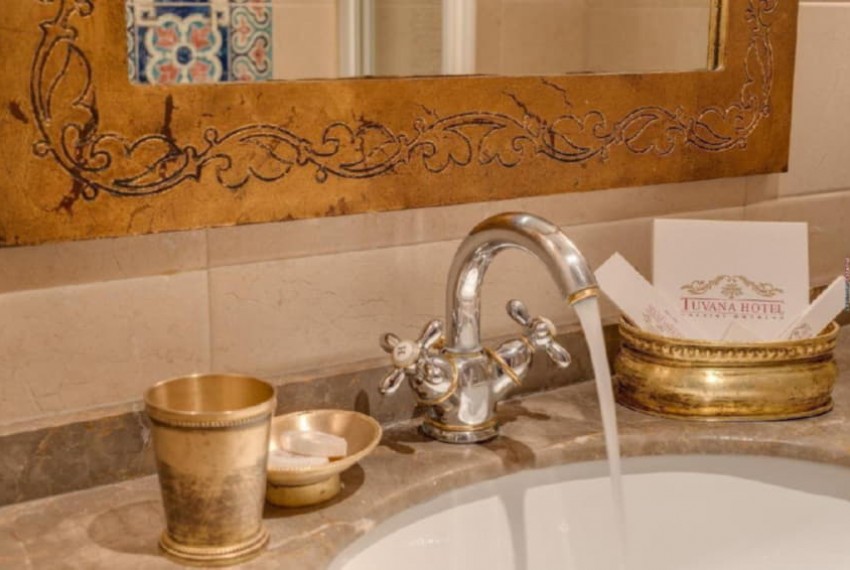 Tuvana Hotel Old Town, 1* Tuvana Hotel Old Town, 1*