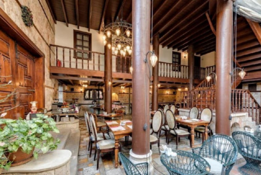 Tuvana Hotel Old Town, 1* Tuvana Hotel Old Town, 1*