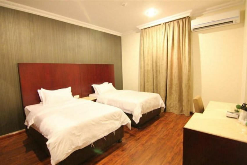 Flora Suites Hotel, 3* Flora Suites Hotel, 3*