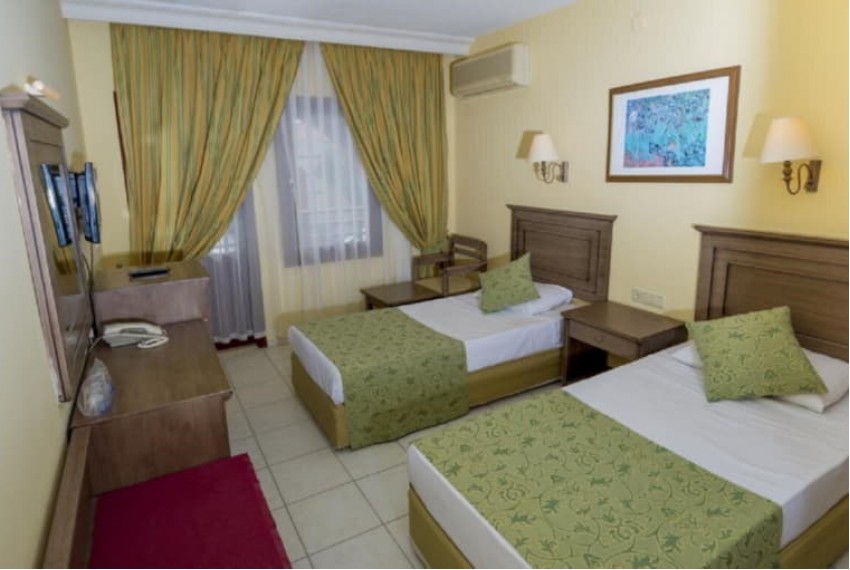 Green Paradise Beach Hotel, 4* Green Paradise Beach Hotel, 4*