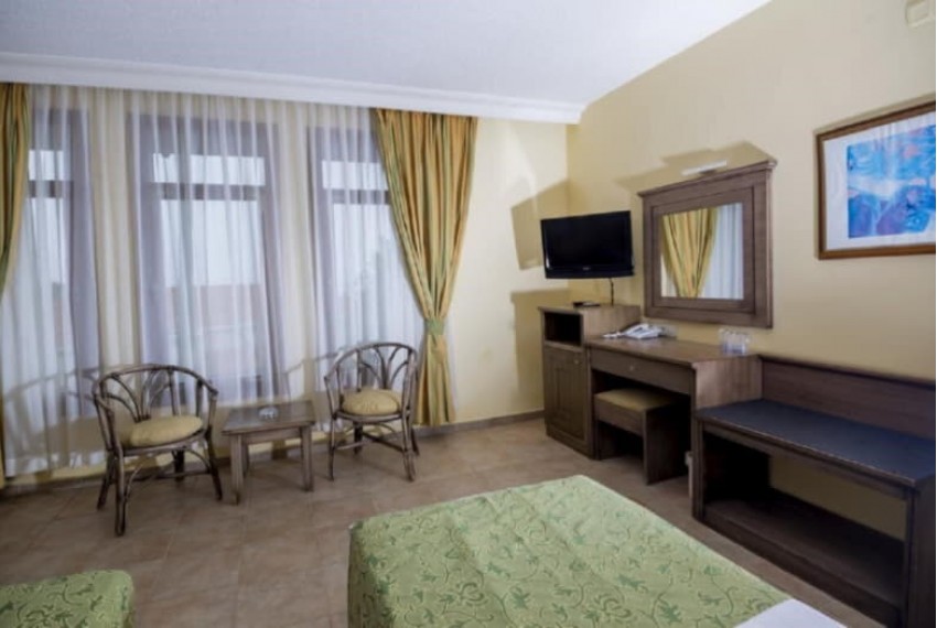 Green Paradise Beach Hotel, 4* Green Paradise Beach Hotel, 4*