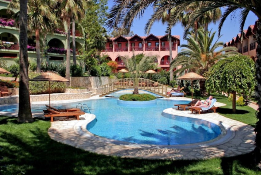 Green Paradise Beach Hotel, 4* Green Paradise Beach Hotel, 4*